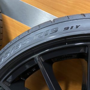 Nieuwe set OZ Racing Superturismo Evoluzione Gloss Black ET44 8,5×19 W01852209M4